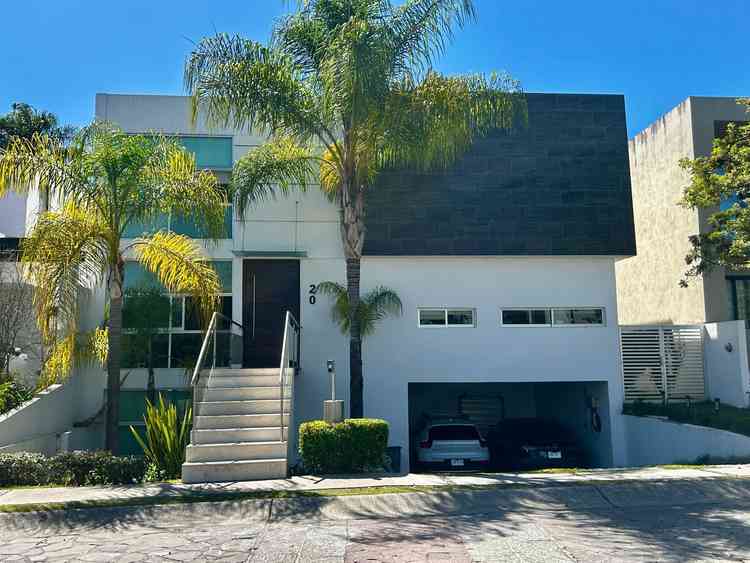 casa en venta avenida acueducto real del parque zapopan jalisco pLHKWSl